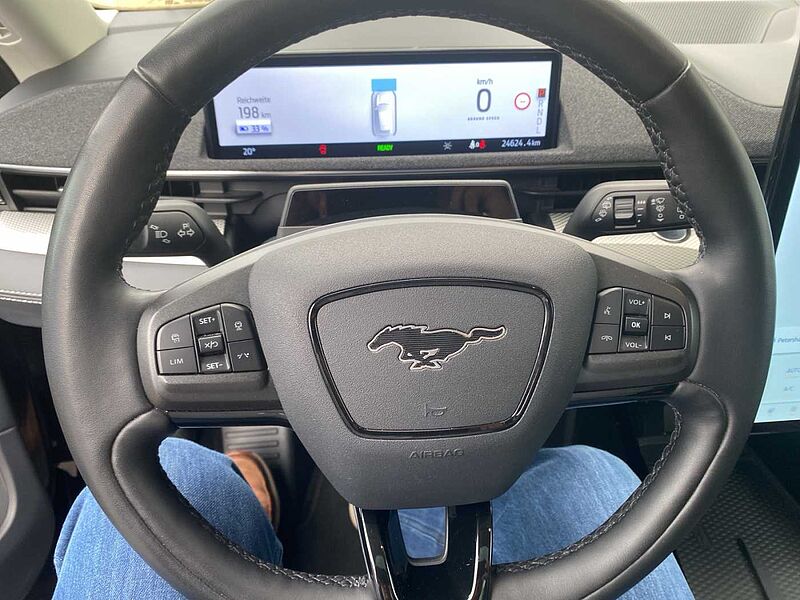 Ford MACH-E Extended Range 99KWH Pano 24TKM AHK