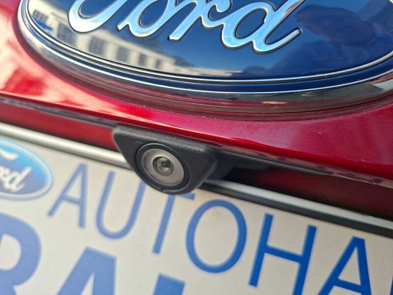 Ford Kuga 1.5 Titanium 1. Hdn. AHK