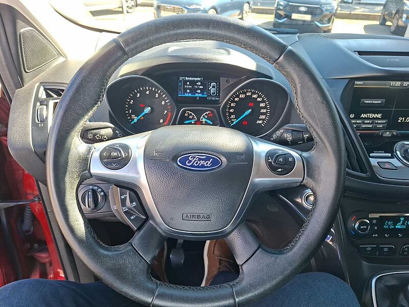 Ford Kuga 1.5 Titanium 1. Hdn. AHK