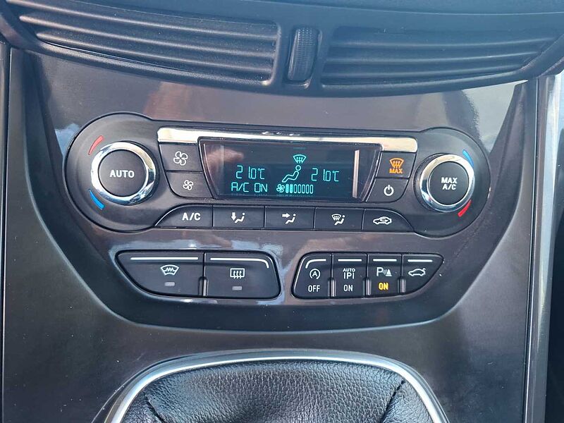 Ford Kuga 1.5 Titanium 1. Hdn. AHK