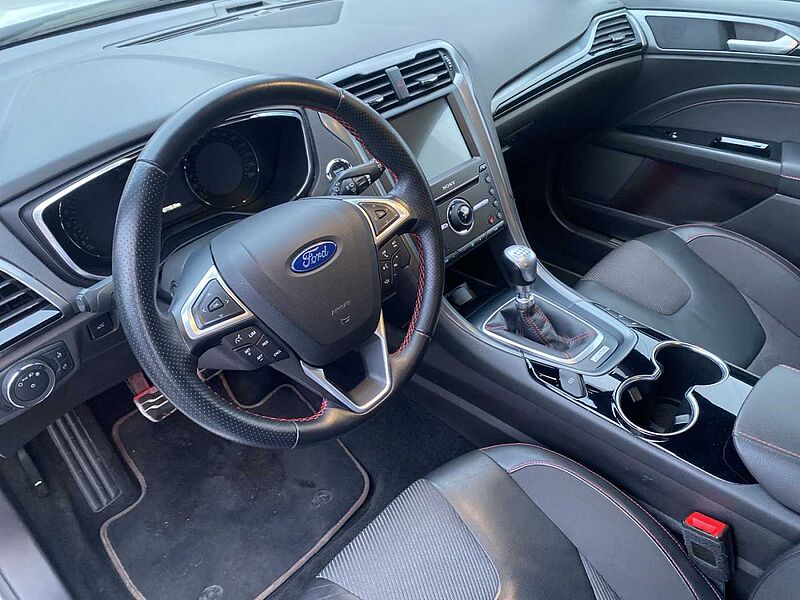 Ford Mondeo Turnier 1.5 ST-Line LED