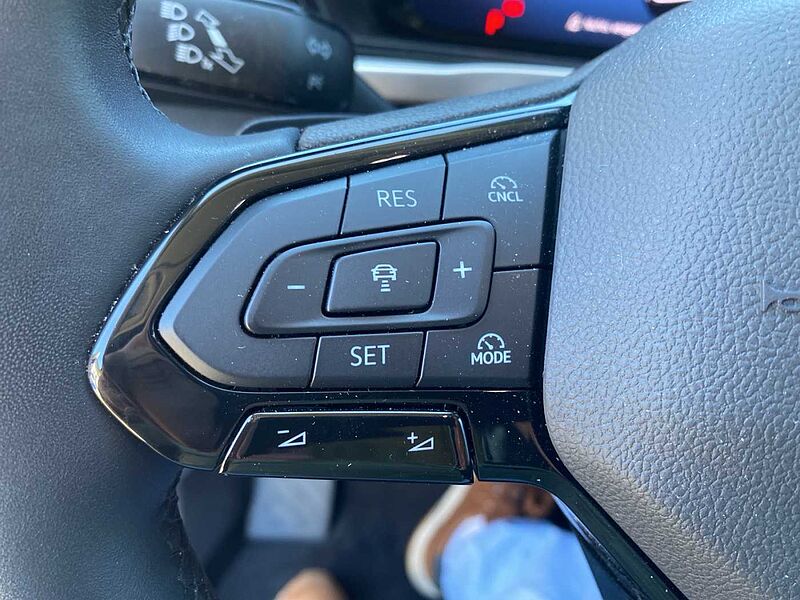 Ford Grand Tourneo PHEV Connect Titanium L2