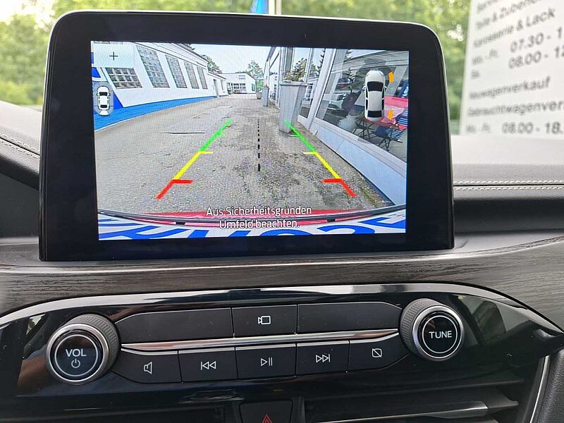 Ford Kuga Vignale PHEV 1. Hdn. 52 TKM B&O