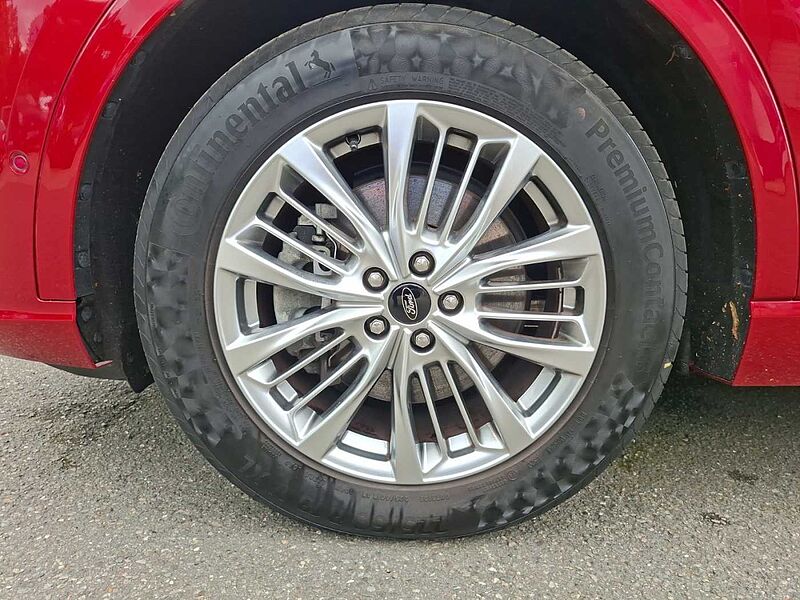 Ford Kuga Vignale PHEV 1. Hdn. 52 TKM B&O