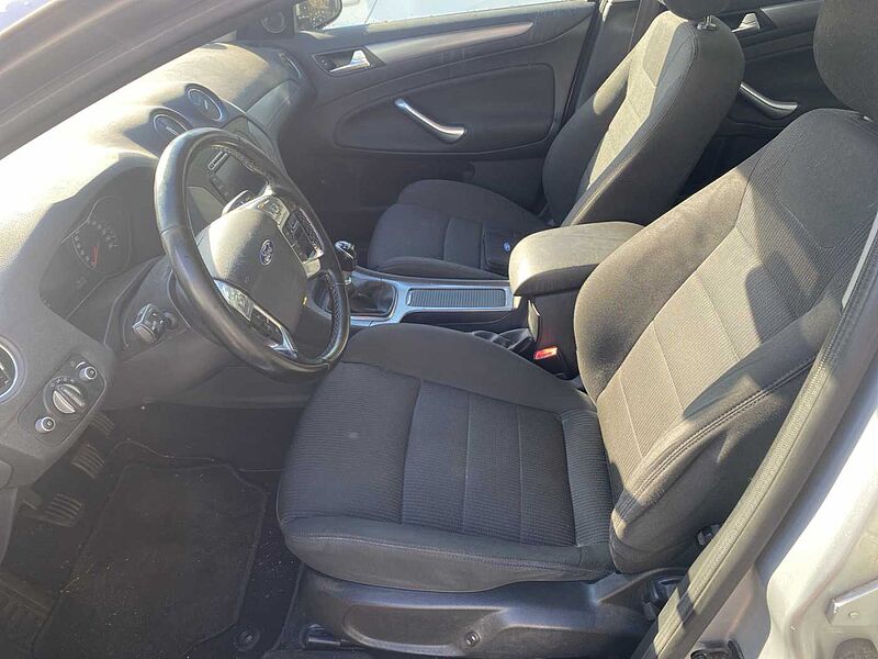 Ford Mondeo Titannium 2.0 TDCI Turnier 1. Hdn. AHK