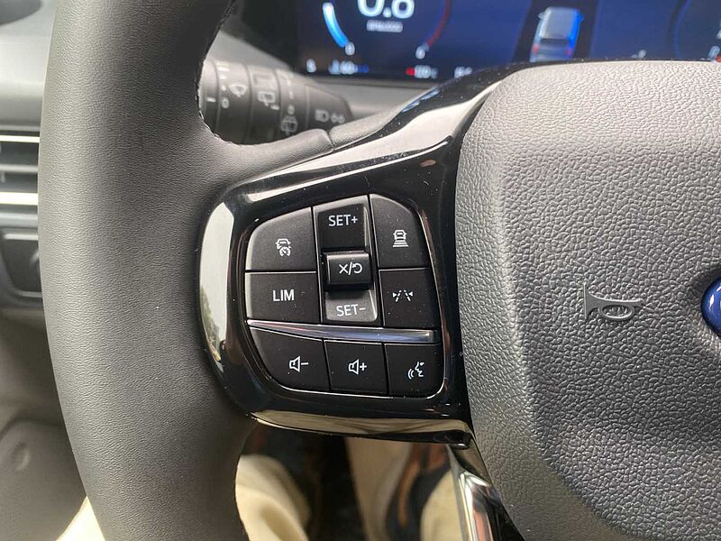 Ford Tourneo Custom Titanium 320 L1 Automatic 125KW