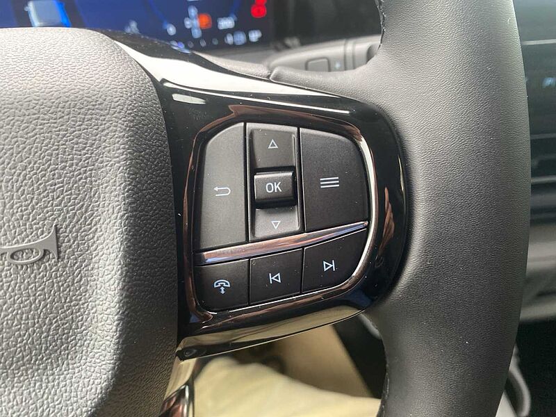 Ford Tourneo Custom Titanium 320 L1 Automatic 125KW