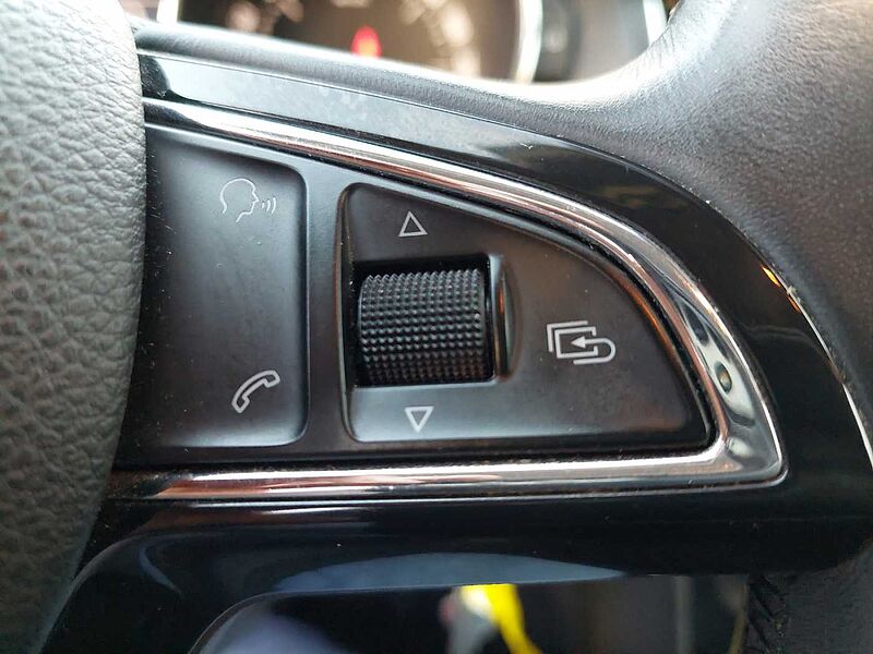 SKODA Superb 4x4 Elegance AHK NAVI