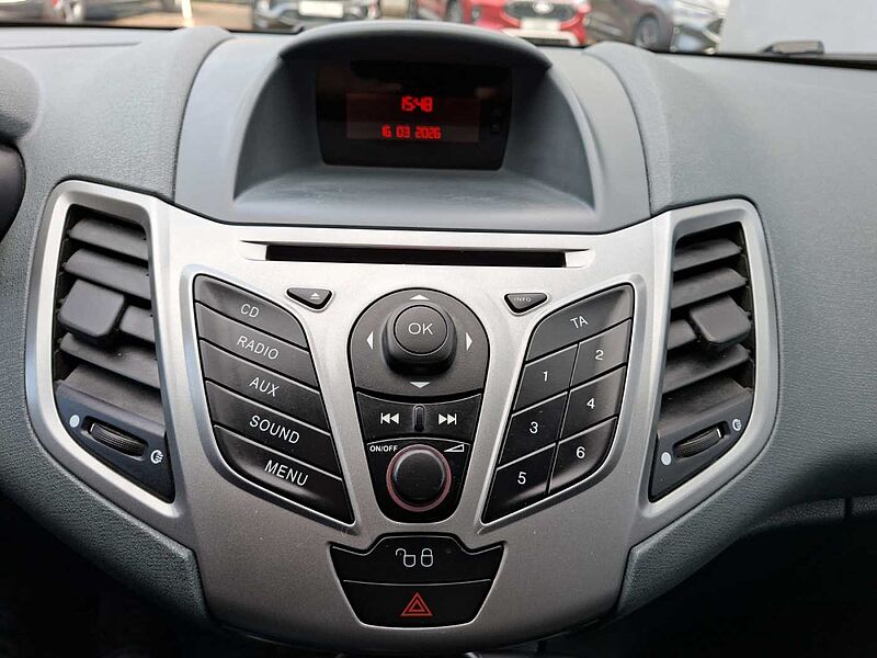 Ford Fiesta Trend 1. Hdn. 33 TKM