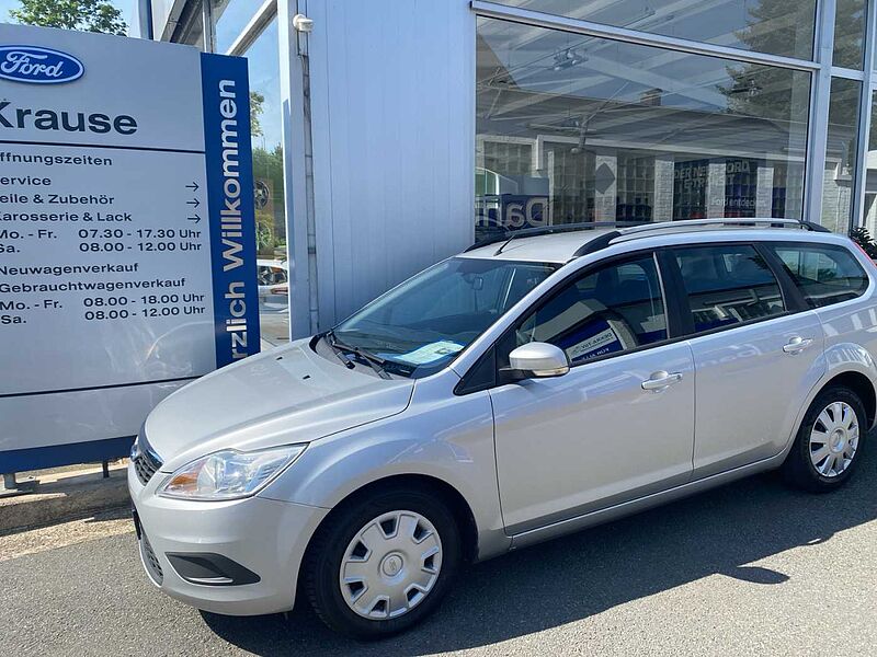 Ford Focus 1.6i Turnier AHK