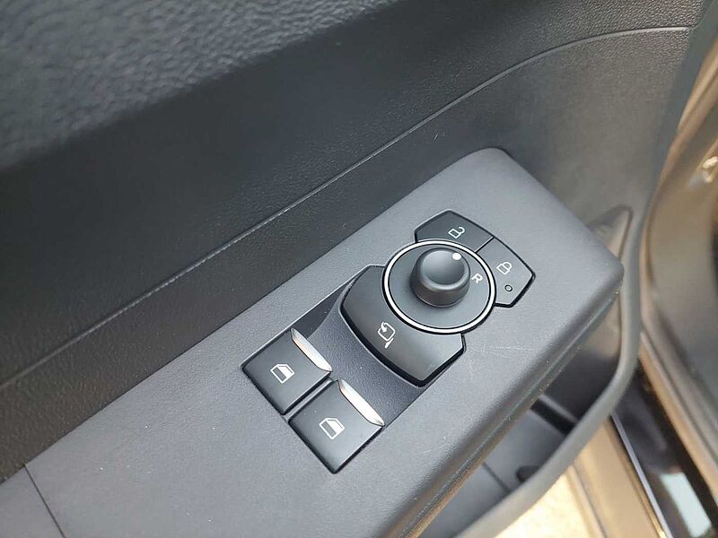 Ford Transit Courier Limited Automatic AHK