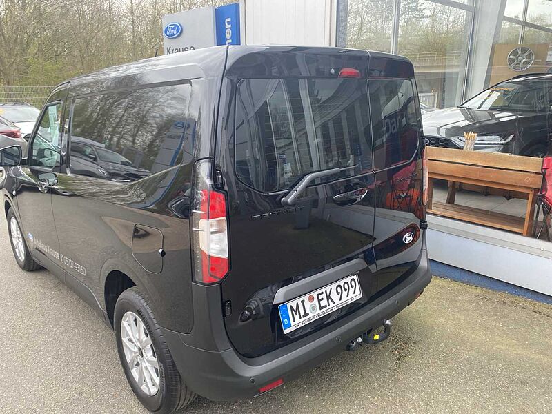 Ford Transit Courier Limited Automatic AHK
