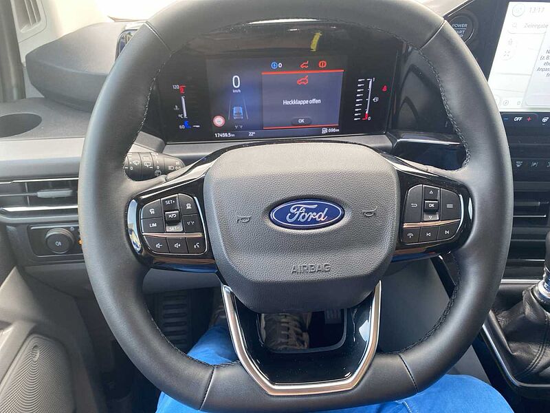 Ford Custom 320 L1 Titanium AHK 2.5 to.