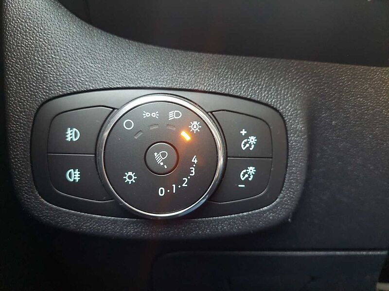 Ford Fiesta 1.1 Cool &Connect 1. Hdn. 35TKM