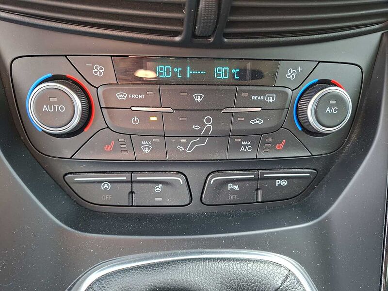 Ford Kuga Titanium AHK Navi WiPa