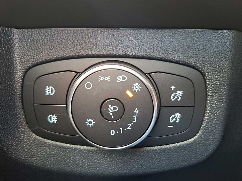Ford Tourneo Courier Active Navi