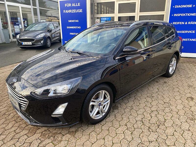 Ford Focus Cool&Connect Hybrid AHK