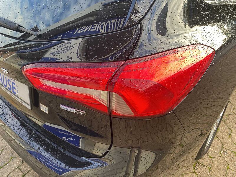 Ford Focus Cool&Connect Hybrid AHK