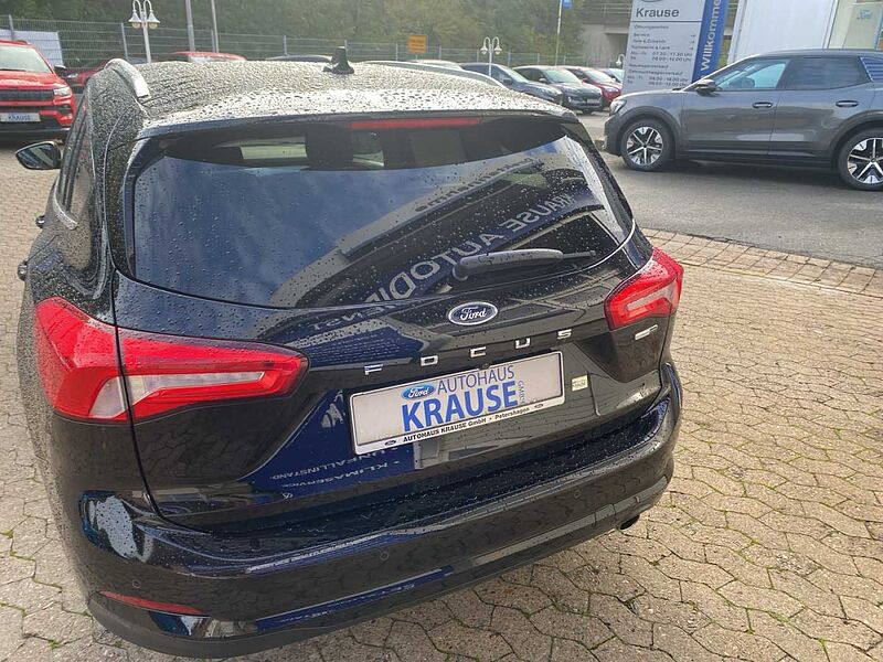 Ford Focus Cool&Connect Hybrid AHK