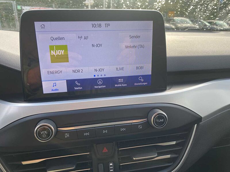 Ford Focus Cool&Connect Hybrid AHK