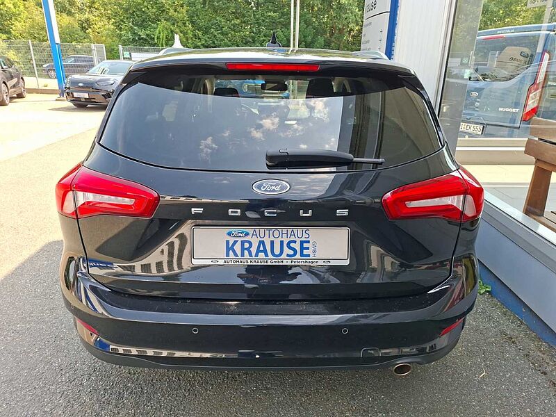 Ford Focus Cool & Connect