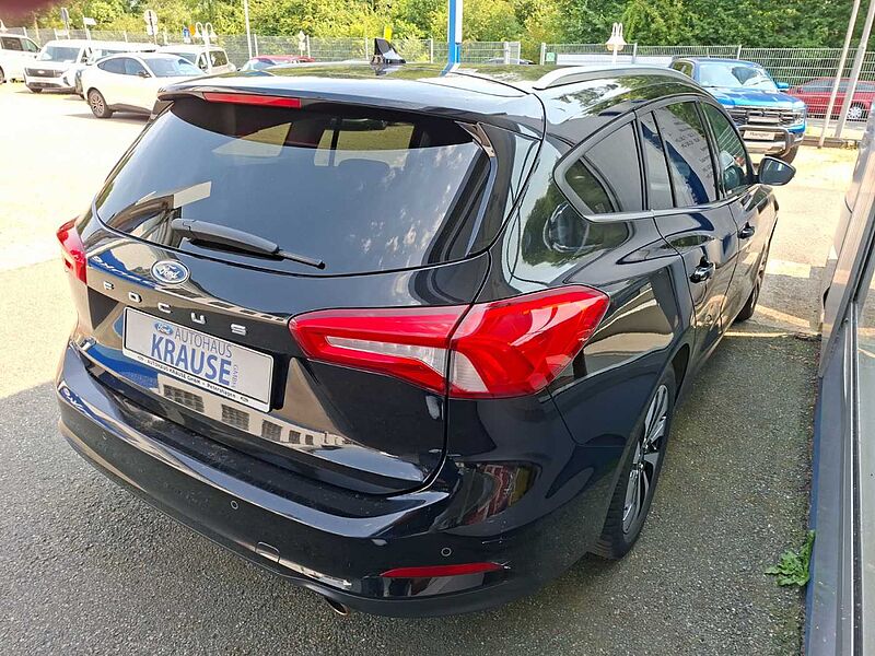Ford Focus Cool & Connect