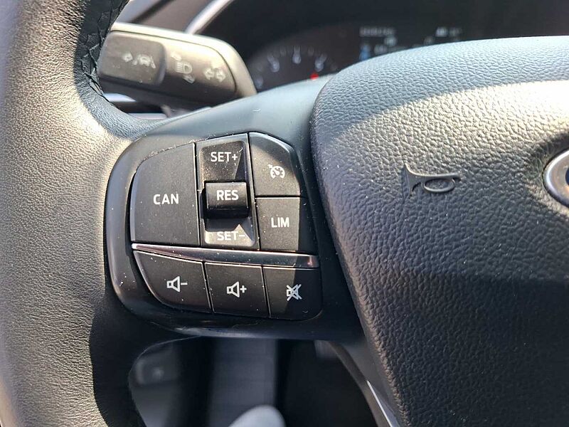 Ford Focus Cool & Connect