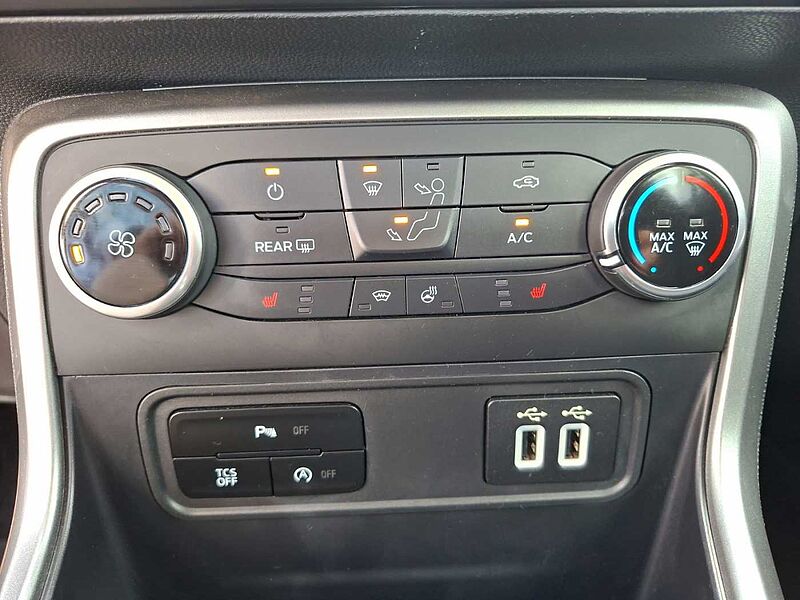 Ford ECOSPORT Cool & Connect /Winterpaket 1. Hdn.