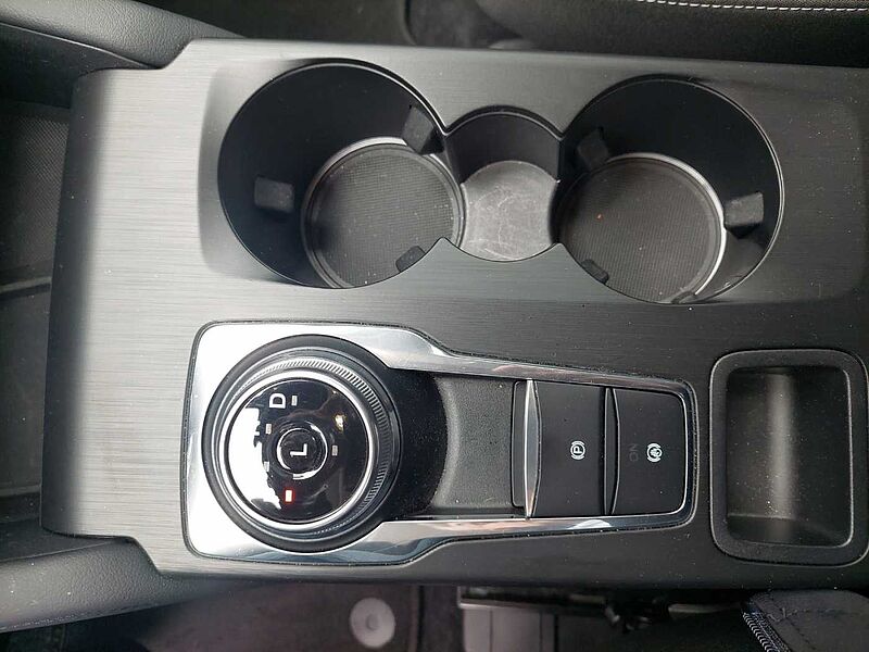 Ford Kuga 2.5 Hybrid FHEV Titanium Navi AHK