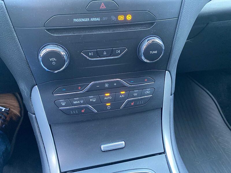 Ford S-MAX 2.0 TDCI Automatic Navi Wipa 1. Hdn.
