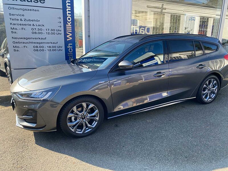 Ford Focus ST-Line X Automatic AHK