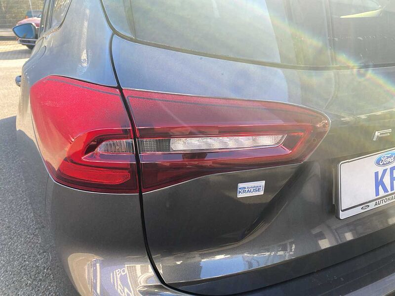 Ford Focus ST-Line X Automatic AHK