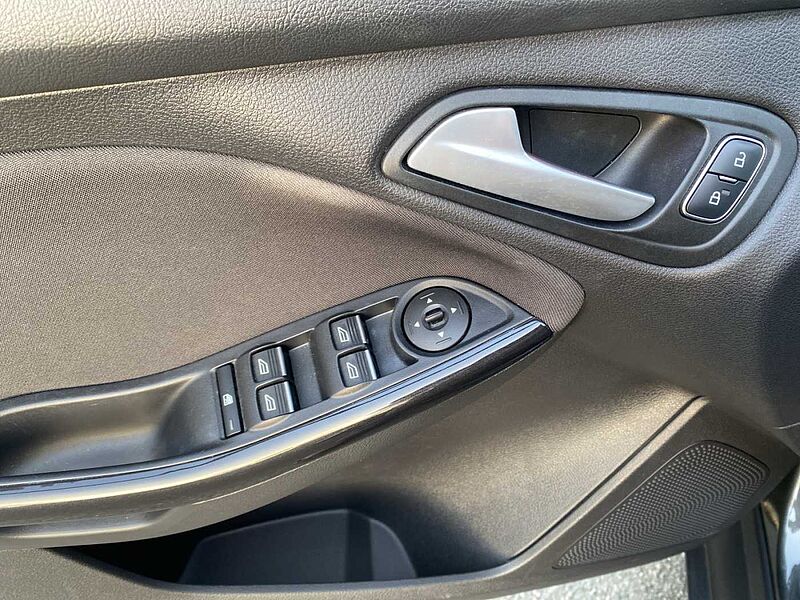 Ford Focus Titanium Automatic Neuer Motor