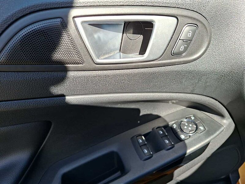 Ford EcoSport ST Line AHK 16 TKM