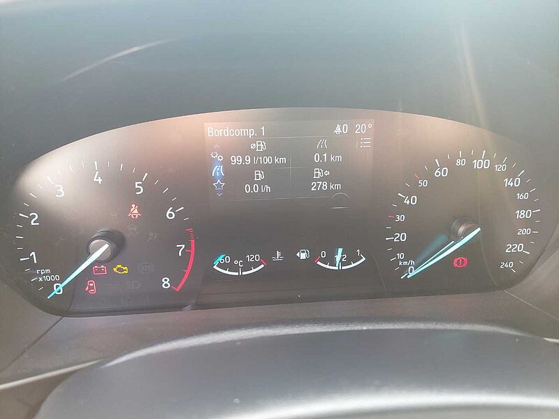 Ford Focus Turnier ST-LINE LED Navi 110kw AHK