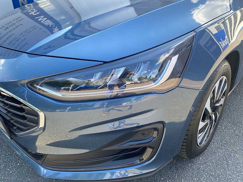 Ford Focus Titanium Hybrid Automatic 4TKM