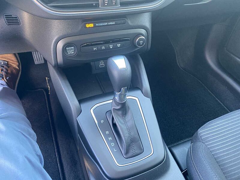 Ford Focus Titanium Hybrid Automatic 4TKM