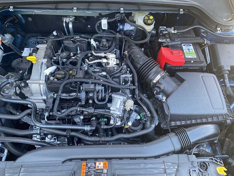 Ford Focus Titanium Hybrid Automatic 4TKM