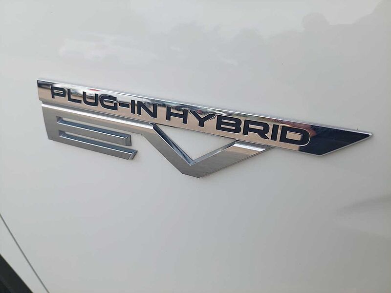 Mitsubishi Eclipse Cross Plug-in Hybrid 4x4 Plug-in Hybrid AHK 1. Hand