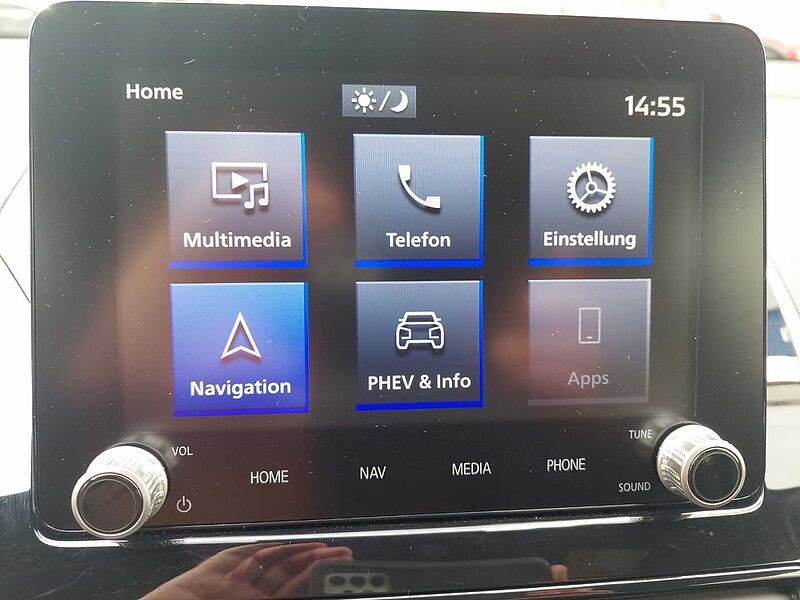 Mitsubishi Eclipse Cross Plug-in Hybrid 4x4 Plug-in Hybrid AHK 1. Hand