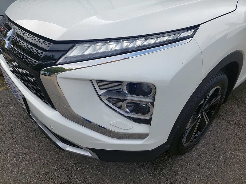Mitsubishi Eclipse Cross Plug-in Hybrid 4x4 Plug-in Hybrid AHK 1. Hand