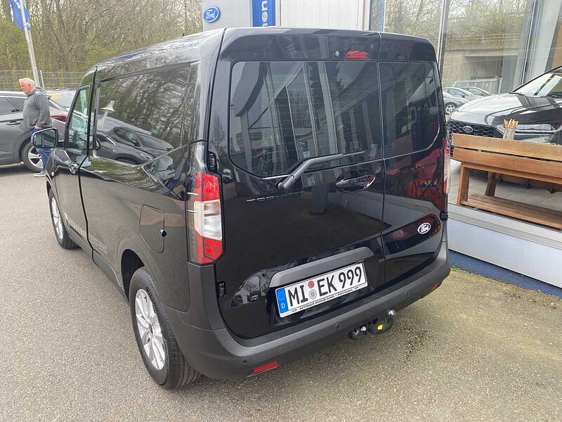 Ford Transit Courier Limited Automatic AHK