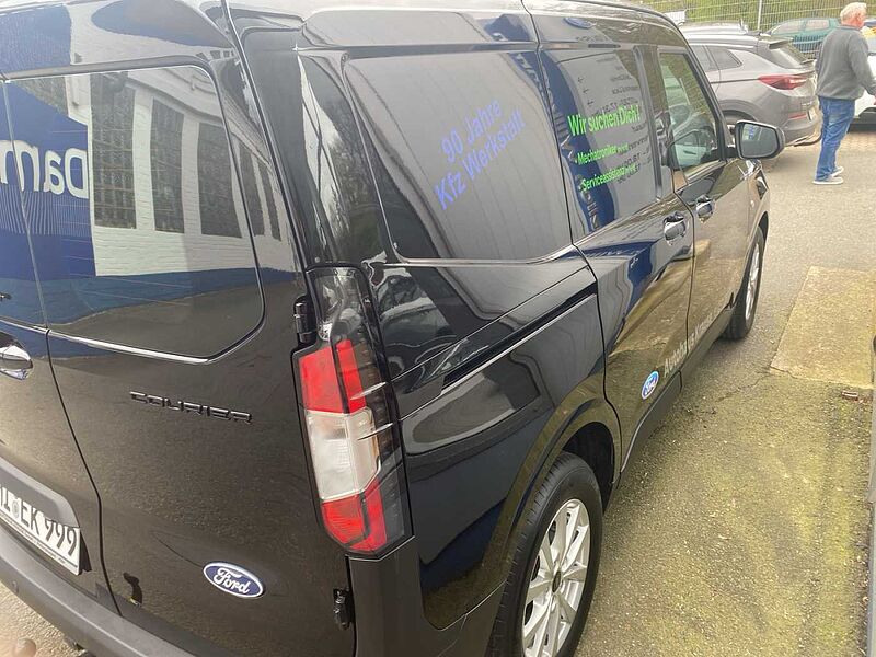 Ford Transit Courier Limited Automatic AHK