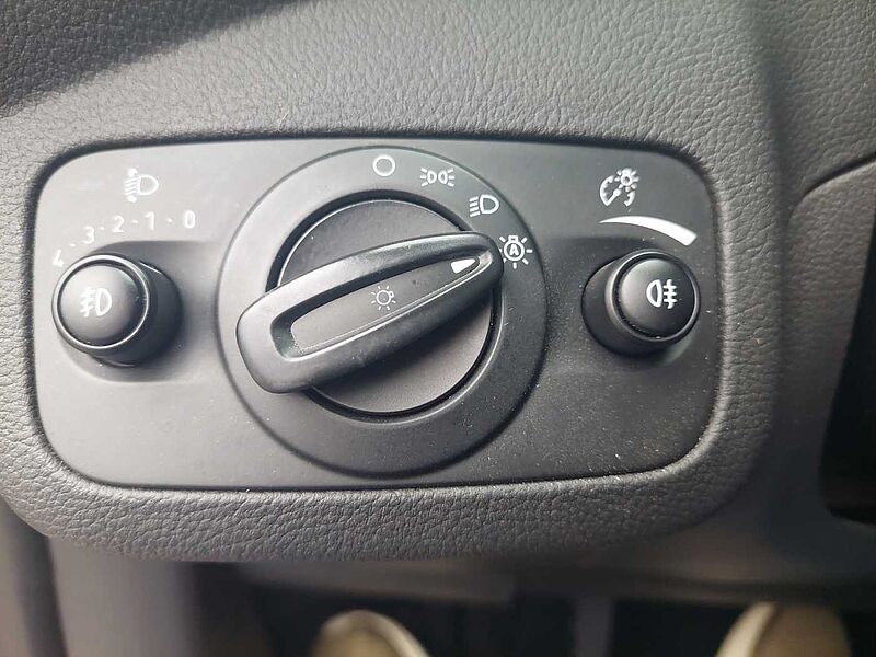 Ford Kuga 1.5 Titanium#Navi#AHK#AW Reifen 1.5 Titanium Navi AHK