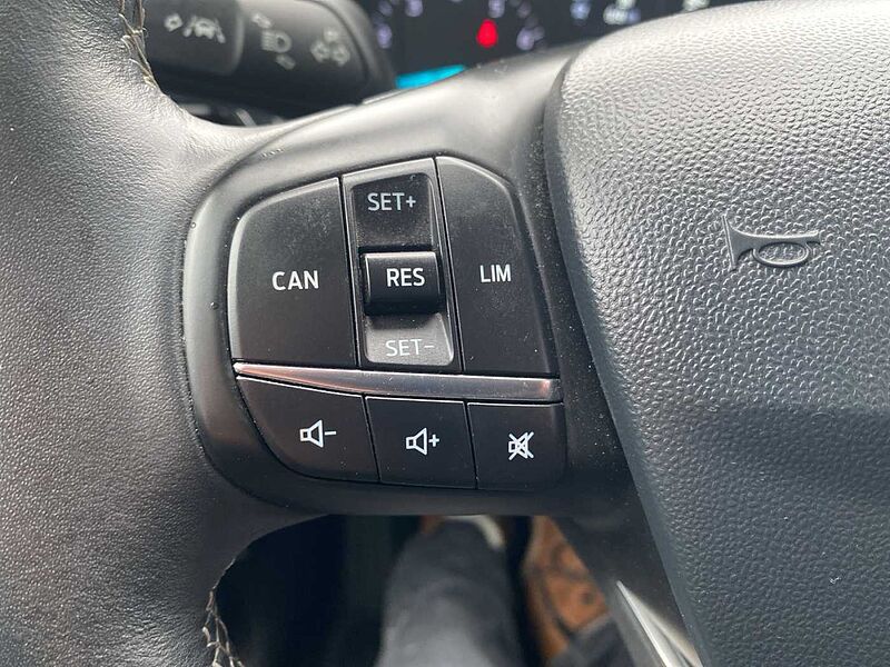 Ford Fiesta Cool&Connect  Navi Wipa