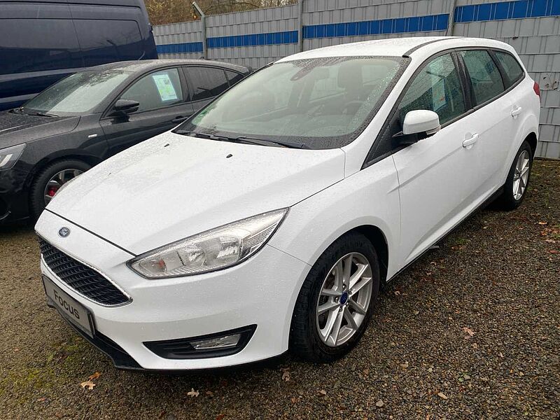 Ford Focus Turnier Business Klimaautom. LM