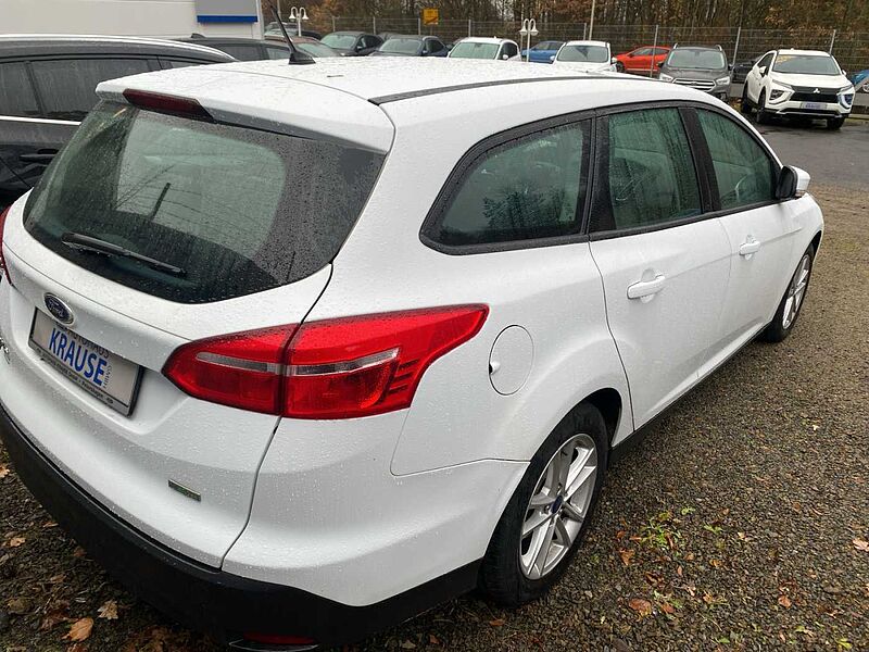 Ford Focus Turnier Business Klimaautom. LM