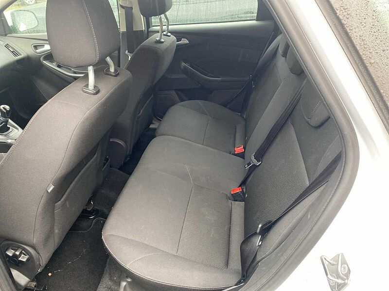 Ford Focus Turnier Business Klimaautom. LM