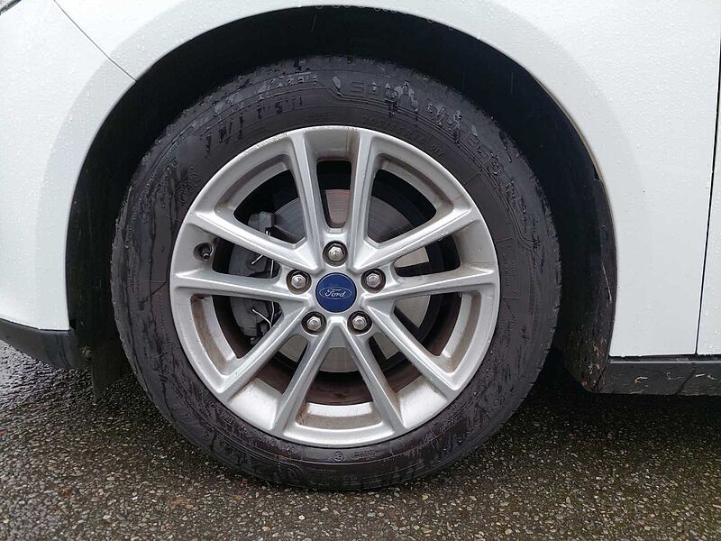 Ford Focus Turnier Business Klimaautom. LM