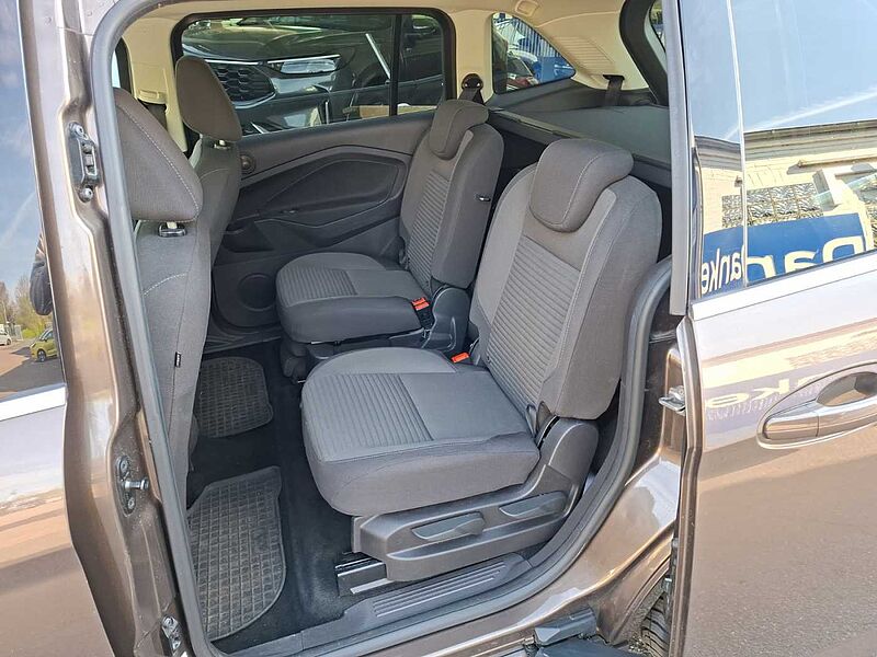Ford Grand C-Max Titanium Navi WiPa 7 Sitze